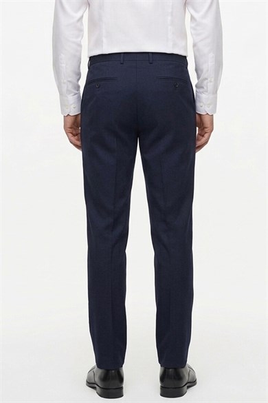 Erkek Lacivert Slim Fit Pantolon
