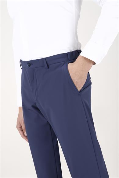 Erkek Slim Fit Sivri Yaka Torba Cep Yarım Astar Lacivert Kruvaze Takım Elbise