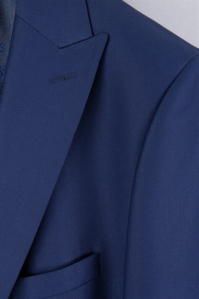 Erkek Slim Fit Sivri Yaka Parlement Yelekli 8 Drop Takım Elbise