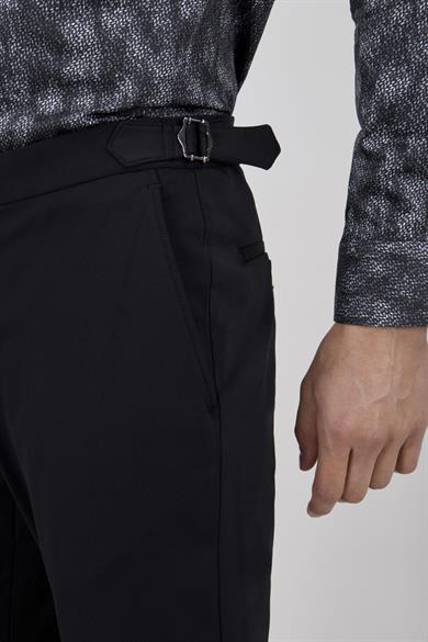 Erkek Siyah Slim Fit Spor Pantolon