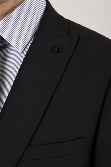 Erkek Slim Fit Sivri Yaka Siyah Yelekli Takım Elbise