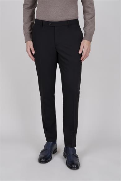 Erkek Slim Fit Sivri Yaka Siyah Yelekli Takım Elbise