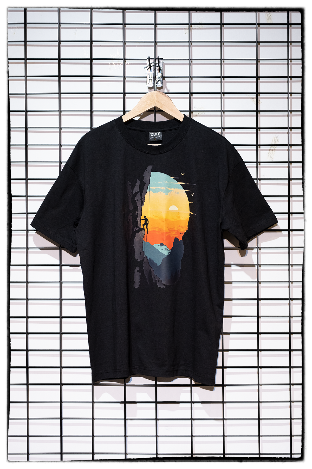 Cliff Altitudo Tişört - Rahat Kesim, %100 Pamuk