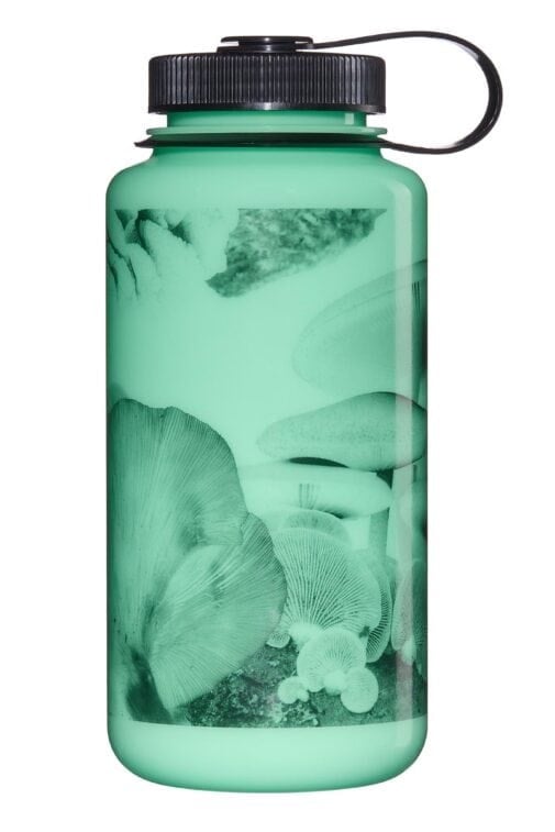 Nalgene 32oz WM Glow w/ Black Mashrooms