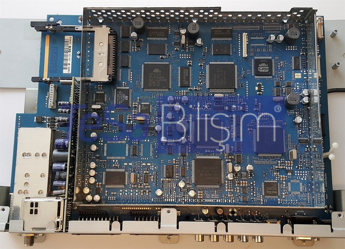 89202 001C 89445F10 loewe-xelos-a42-main-av-89445f10-89445-364-anakart