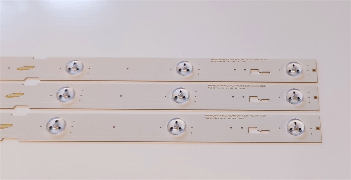 GRUNDİG 32 VLE 6565 BL LED BAR SAMSUNG_2015ARC320_3228_ART07_REV1.0