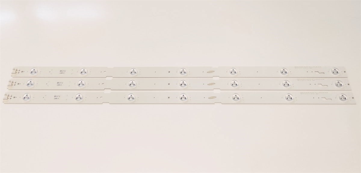 GRUNDİG 32 VLE 6565 BL LED BAR SAMSUNG_2015ARC320_3228_ART07_REV1.0
