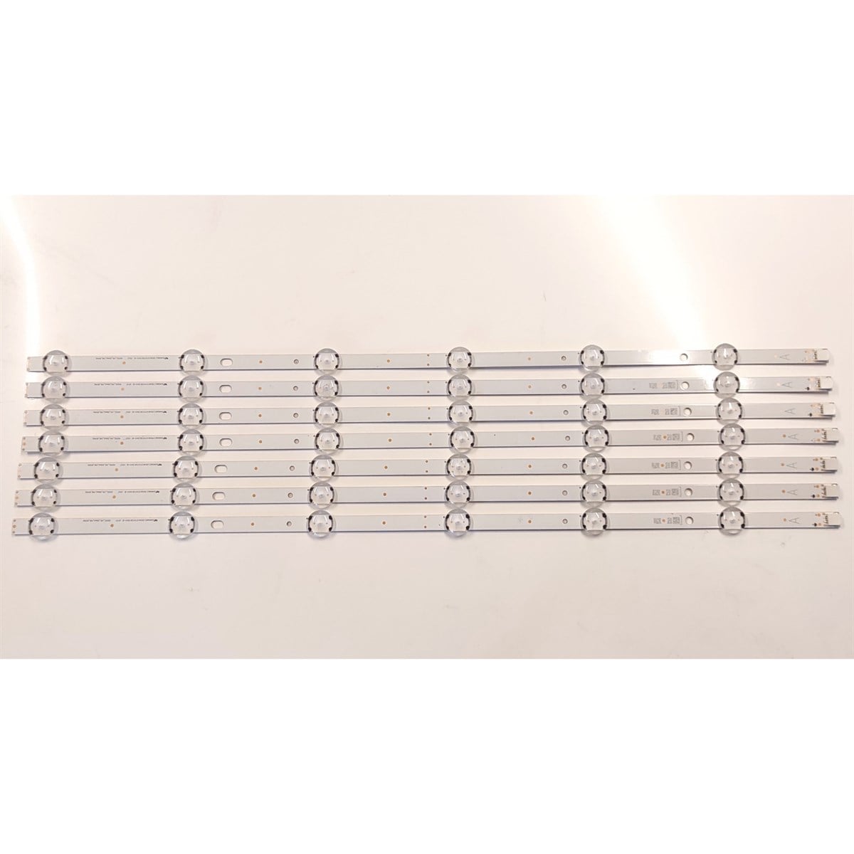 HI-LEVEL 55HL500 LED BAR, VES550UNDS-2D-N11