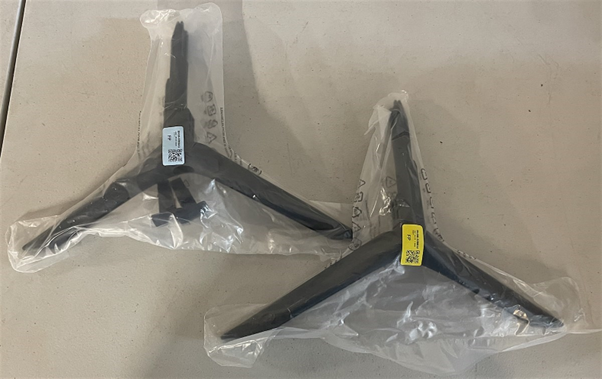 SAMSUNG UE70AU7000, UE75AU7000 TV AYAĞI