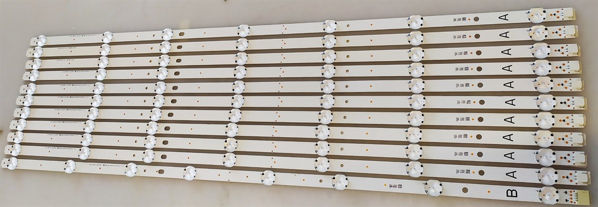 TELEFUNKEN 65TU7040 LED BAR