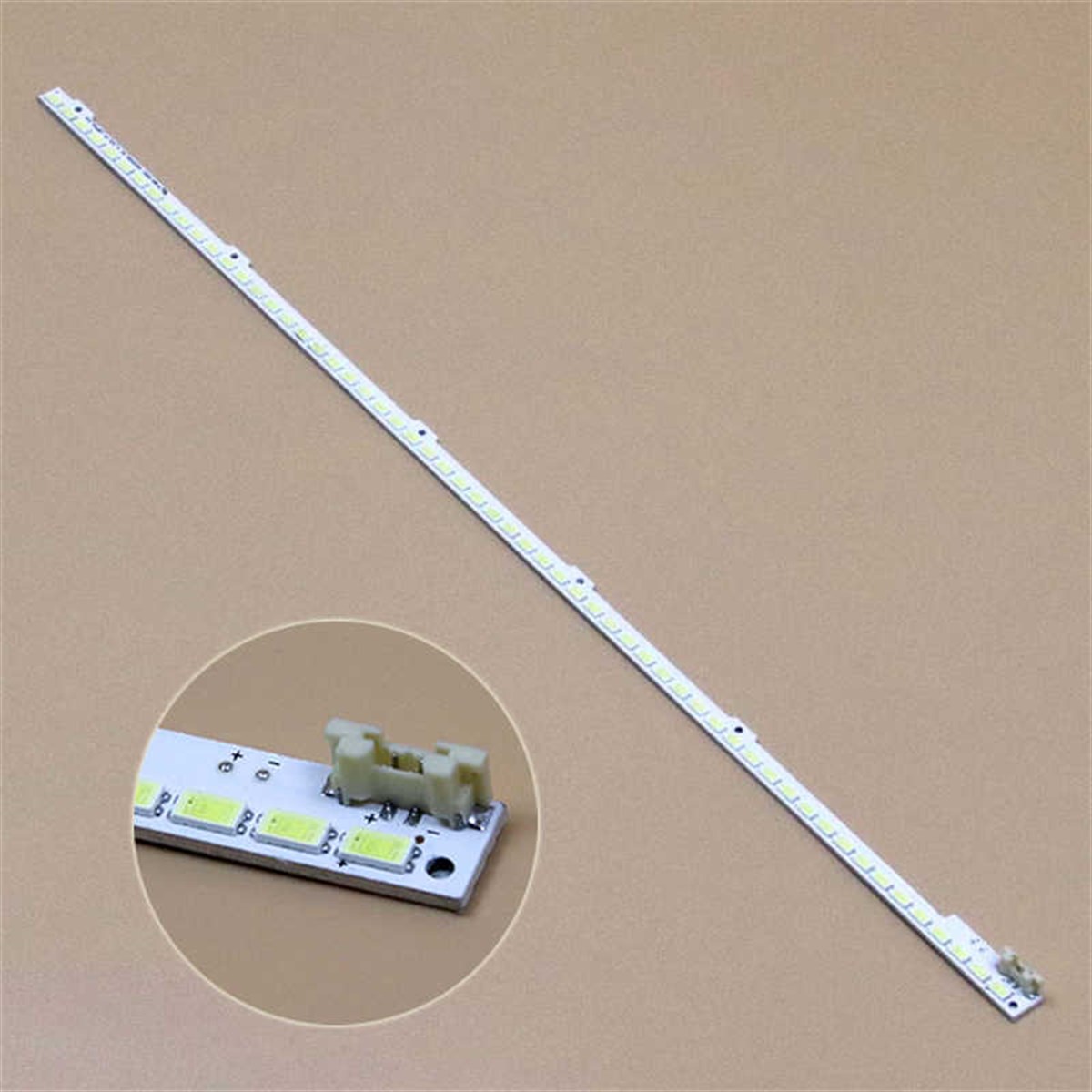 SAMSUNG, UE32D4000, UE32D4003BW LED BAR, 2011SVS32_4K_V1_1CH_PV_LEFT58_1116
