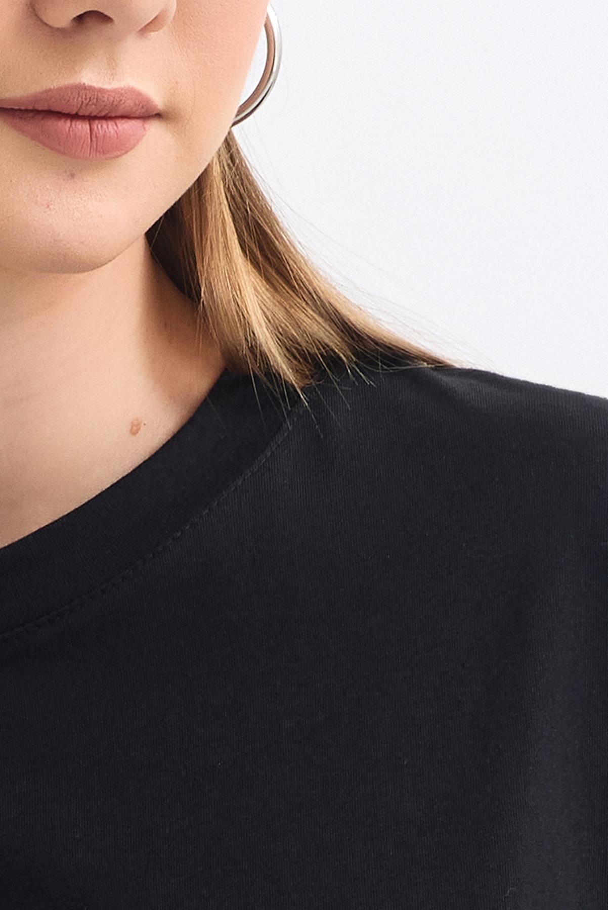 Bisiklet Yaka %100 Pamuk Basic Oversize Tişört - Siyah