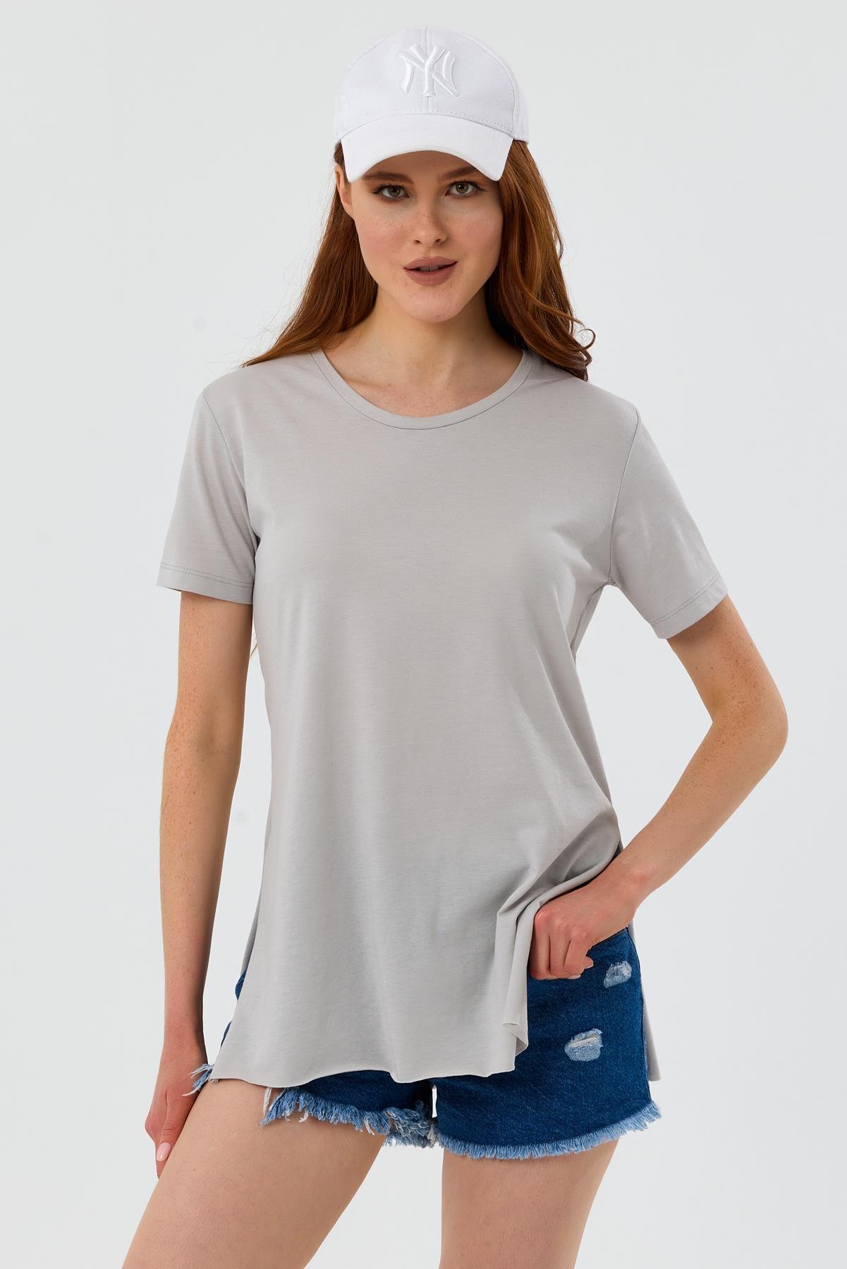 Bisiklet Yaka Yan Yırtmaçlı Basic Tişört - Gri