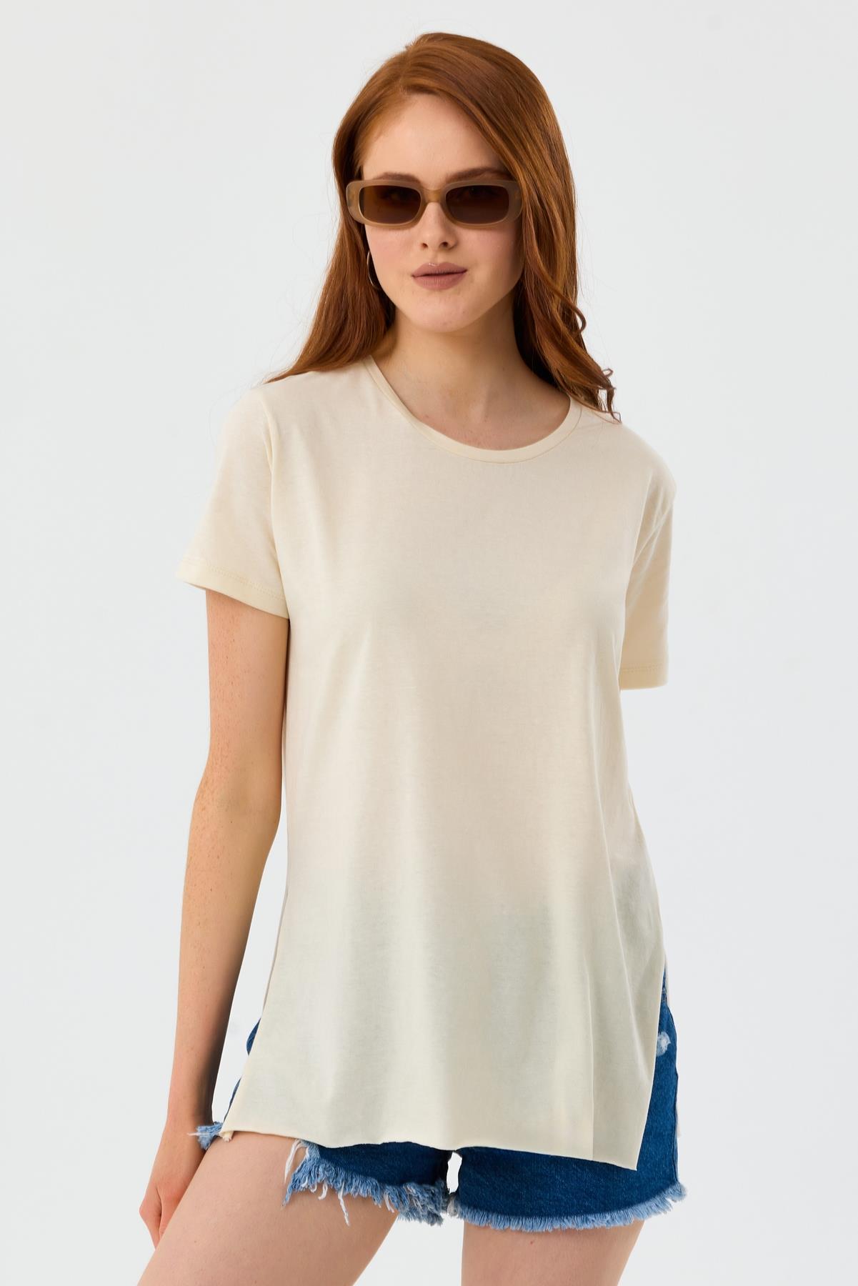 Bisiklet Yaka Yan Yırtmaçlı Basic Tişört - Taş