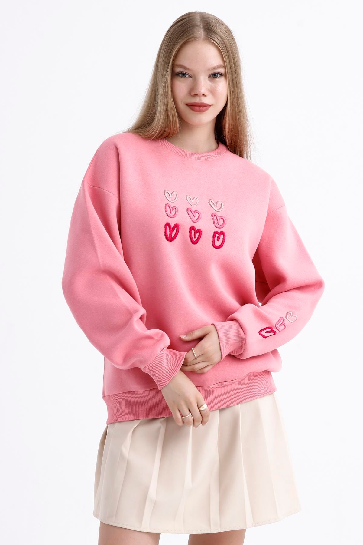 Kalp Nakış İşlemeli Balon Kollu İçi Polarlı Oversize Sweatshirt - Pembe