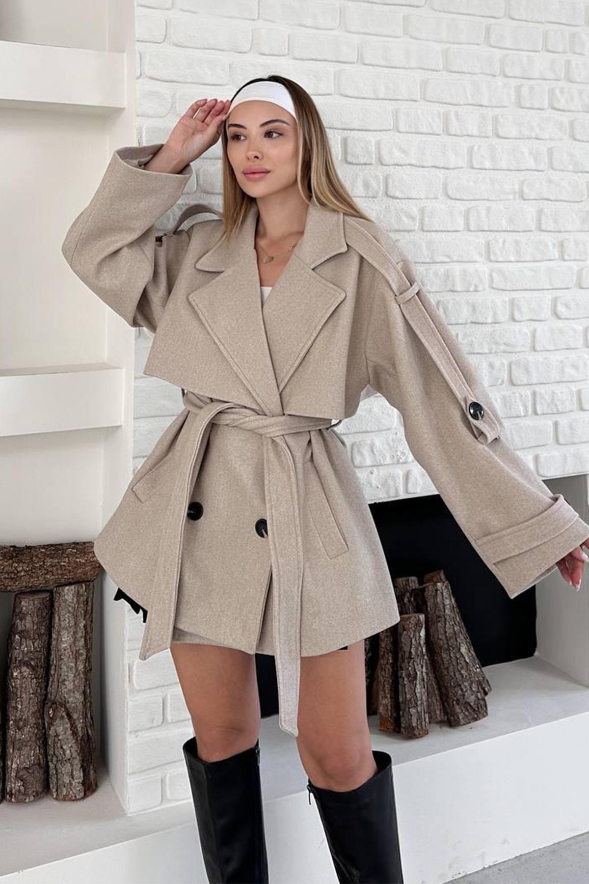 Kruvaze Yaka Kuşaklı Astarlı Apoletli Kaşe Kaban - Taş