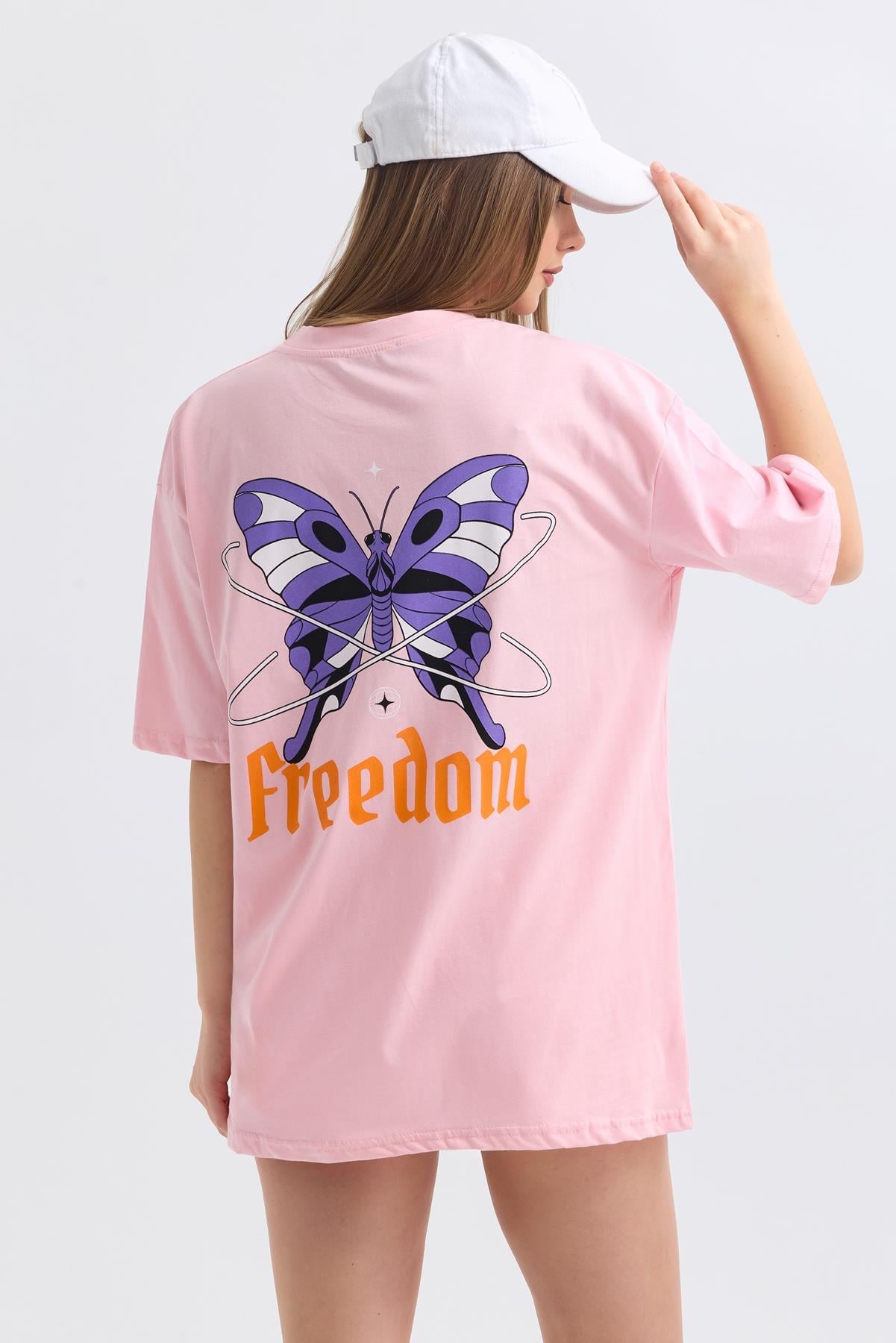 Ön Ve Sırt Freedom Kelebek Baskılı Pamuklu Oversize Tişört - Pembe