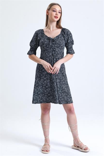 Büzgülü Kolu Gipeli Çiçek Desenli Elbise - Siyah
