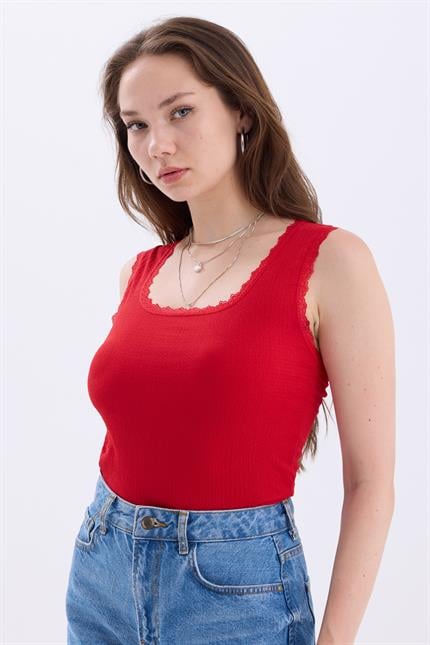 Dantel Detaylı Basic Atlet - Kırmızı