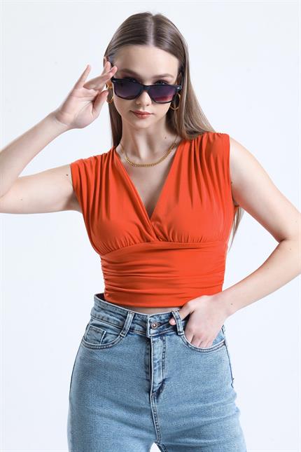 Derin V Yaka Önü Ve Beli Büzgülü Kolsuz Sandy Crop Bluz - Turuncu