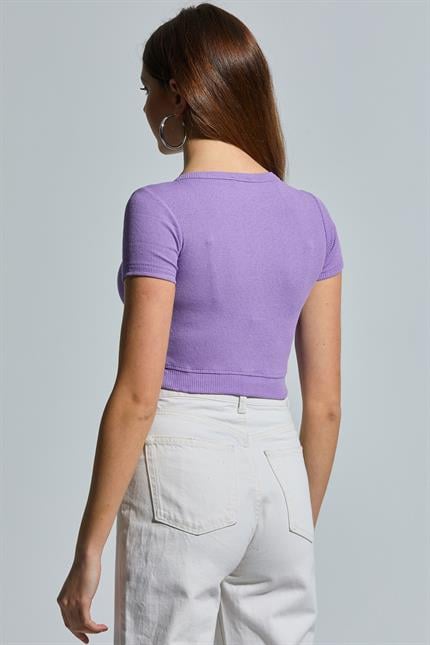 Geniş Bisiklet Yaka Armalı Fitilli Crop Bluz - Lila