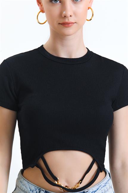 Bisiklet Yaka Kısa Kollu Zincir Detaylı Crop Bluz - Siyah
