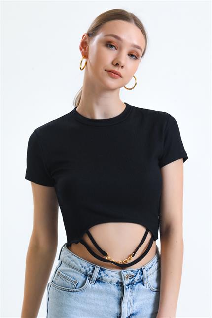 Bisiklet Yaka Kısa Kollu Zincir Detaylı Crop Bluz - Siyah