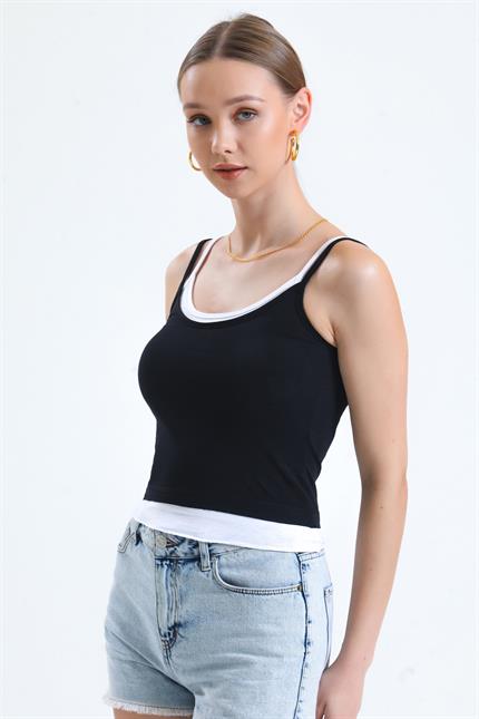 Parça Detaylı Çift Askılı Crop Bluz - Siyah