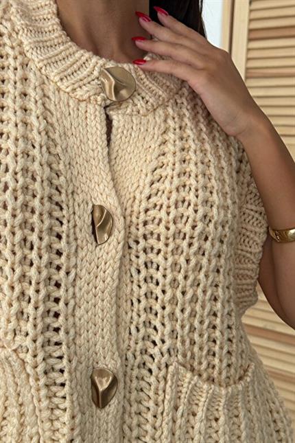 Kalın Örgü Gold Düğmeli Premium Trend Yelek - Krem