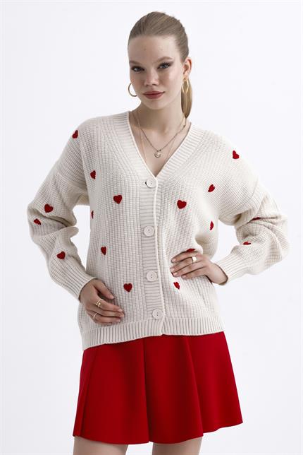 Kalp Nakışlı Düğmeli Oversize Triko Hırka - Ekru