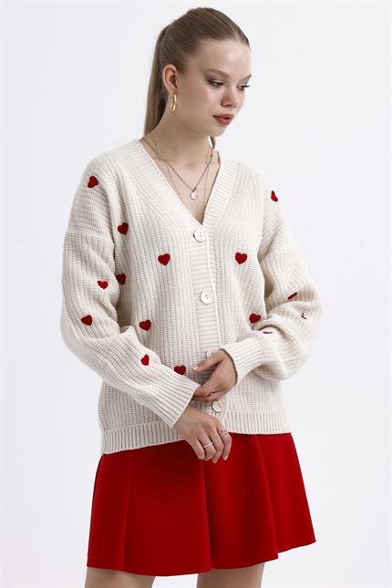 Kalp Nakışlı Düğmeli Oversize Triko Hırka - Ekru