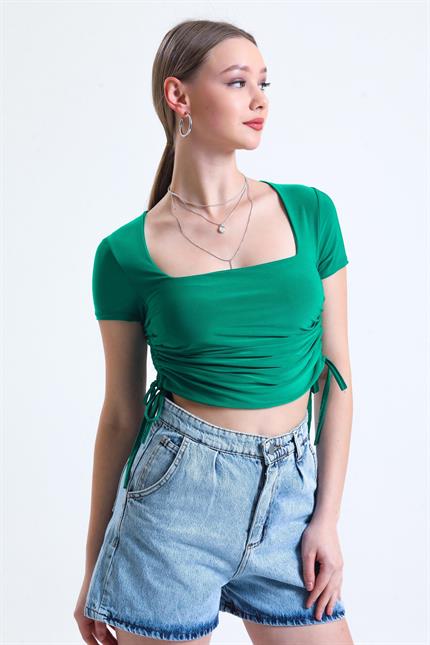 Kare Yaka Kısa Kollu Yanı Büzgülü Sandy Bluz - Yeşil