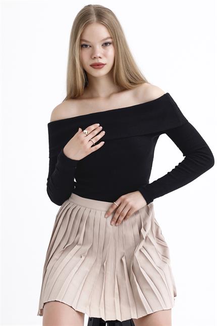 Madonna Yaka Şardonlu Fitilli Kazak - Siyah