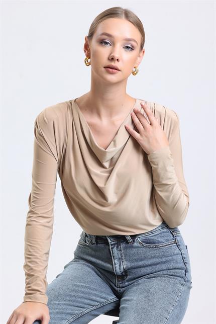 Omuz Vatkalı Degaje Yaka Dökümlü Bluz - Vizon