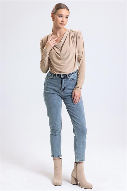 Omuz Vatkalı Degaje Yaka Dökümlü Bluz - Vizon