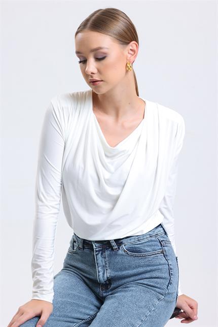 Omuz Vatkalı Degaje Yaka Dökümlü Bluz - Ekru