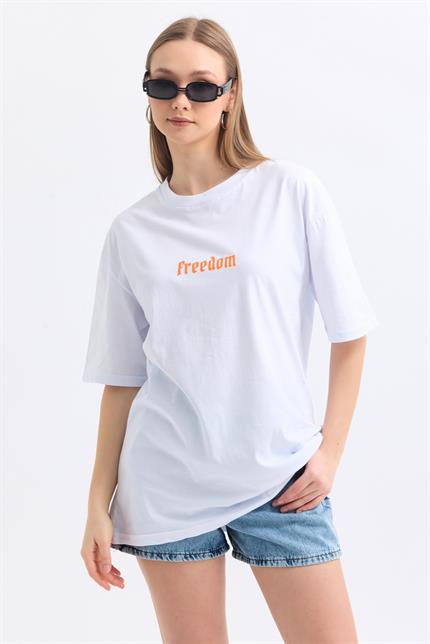 Ön Ve Sırt Freedom Kelebek Baskılı Pamuklu Oversize Tişört - Beyaz