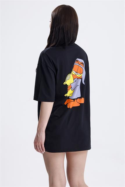 Ön Ve Sırt Uykucu Garfield Baskılı Pamuklu Oversize Tişört - Siyah