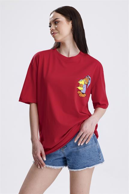 Ön Ve Sırt Uykucu Garfield Baskılı Pamuklu Oversize Tişört - Kırmızı