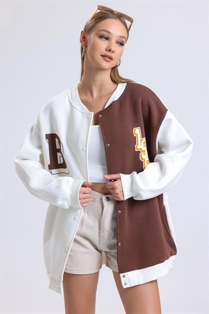 Renk Bloklu Baskılı Çıtçıt Kapamalı Şardonlu Oversize Kolej Ceket - Ekru