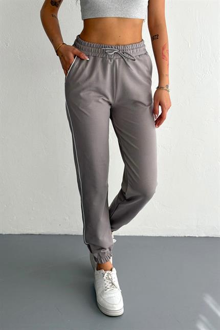 Şerit Detaylı Paça Lastikli Kompakt Penye Eşofman - Füme