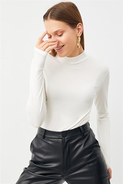 Yarım Balıkçı Parmak Geçmeli Modal Body- Beyaz