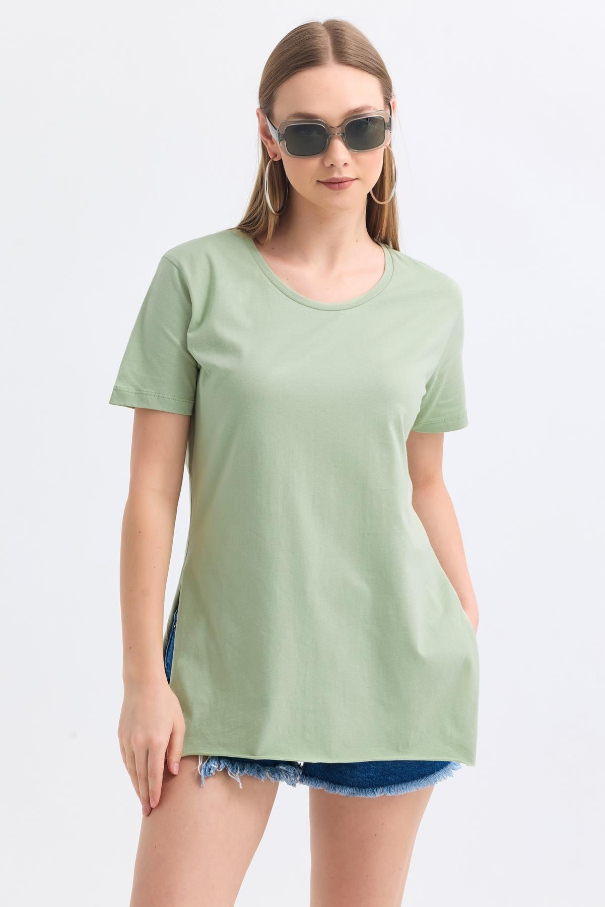 Bisiklet Yaka Yan Yırtmaçlı Basic Tişört - Mint Yeşil