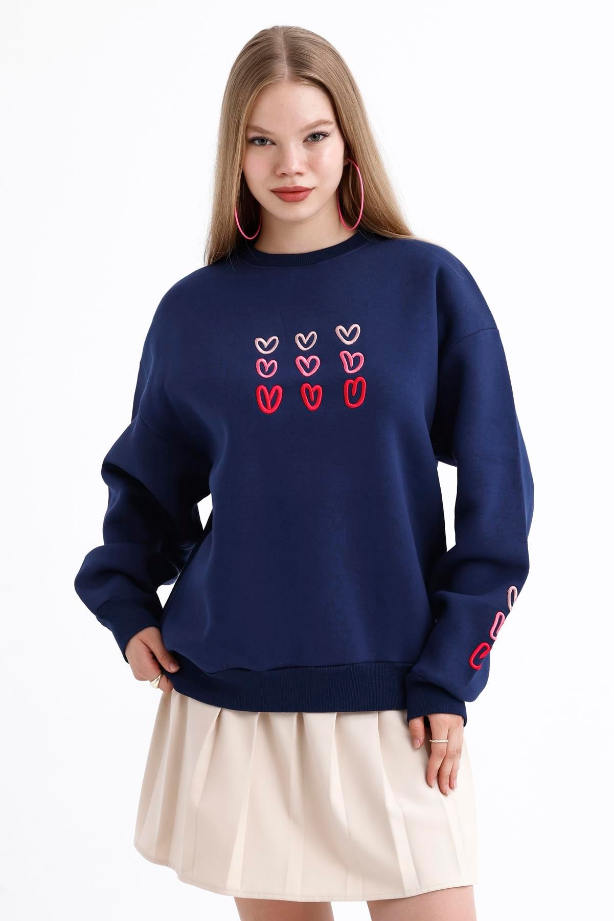 Kalp Nakış İşlemeli Balon Kollu İçi Polarlı Oversize Sweatshirt - Lacivert