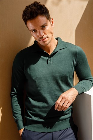 Мужской базовый трикотажный свитер с воротником поло Темно-зеленый