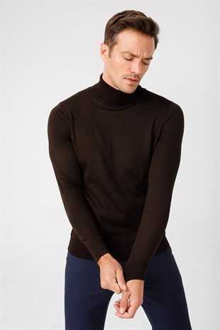 Мужской Базовый свитер с круглым вырезом темно-коричневый