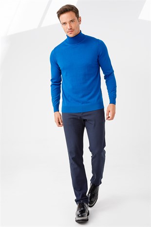 Мужской базовый свитер с круглым вырезом Saxe