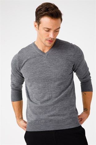 Мужской базовый трикотажный свитер с v-образным вырезом пепельно-серый