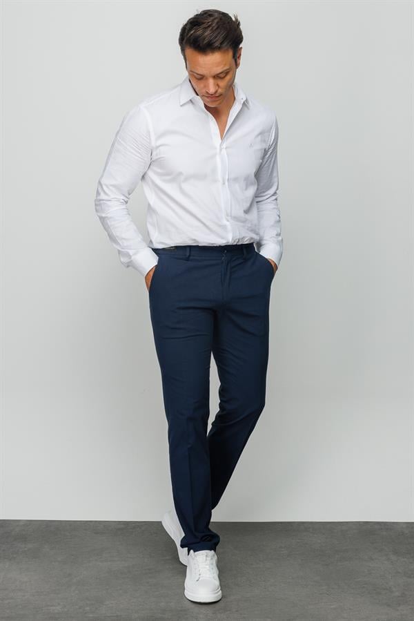 Мужские хлопчатобумажные брюки на резинке с карманами по бокам цвета темно синие