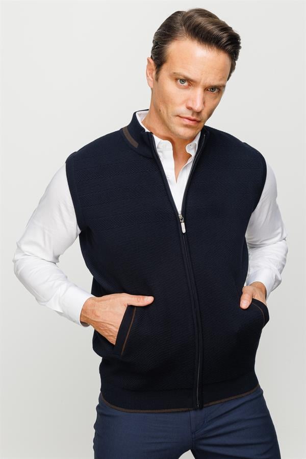 Мужской вязаный шерстяной жилет с круглым вырезом темно синий